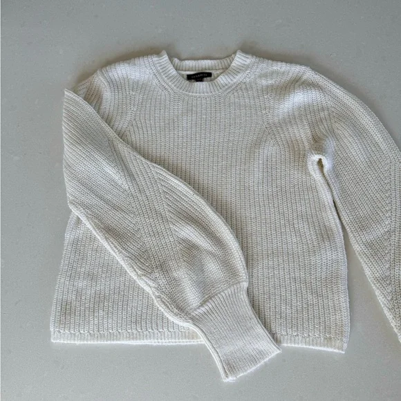 3-sweater bundle - Picture 4 of 8